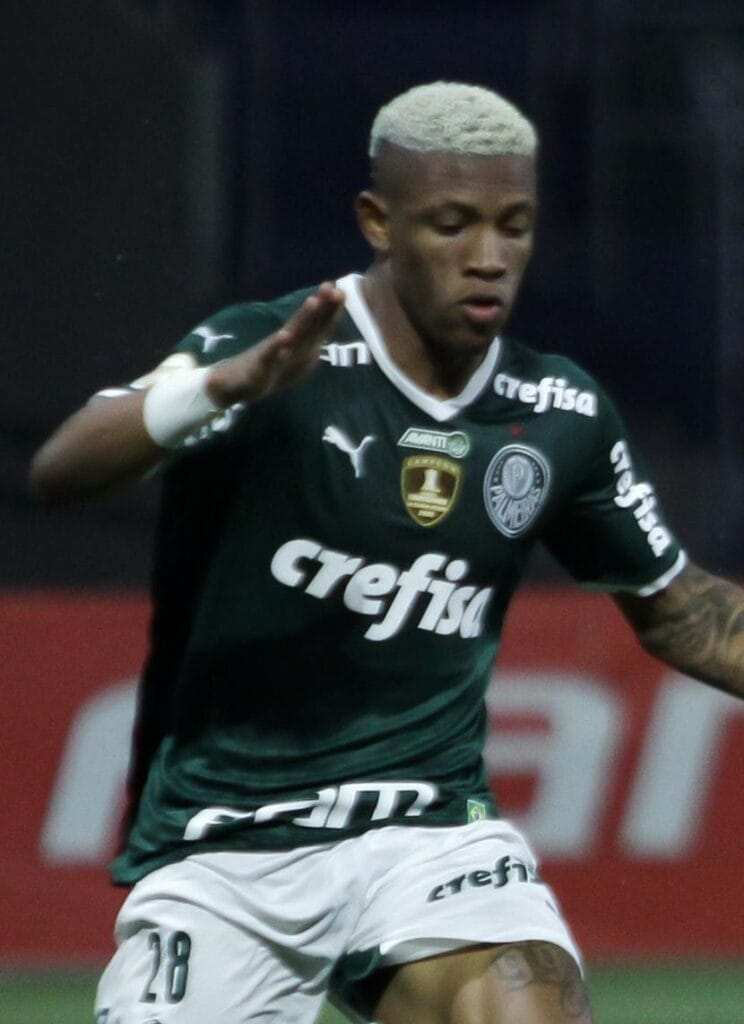 Próximo do Flamengo, Danilo manda recado a Alex Sandro